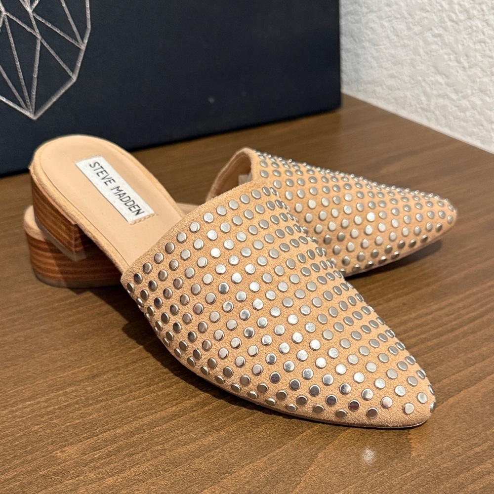 Steve Madden Beige Studded Mules
